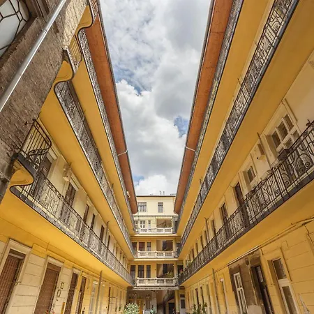 Akac Boutique 2. Будапешт